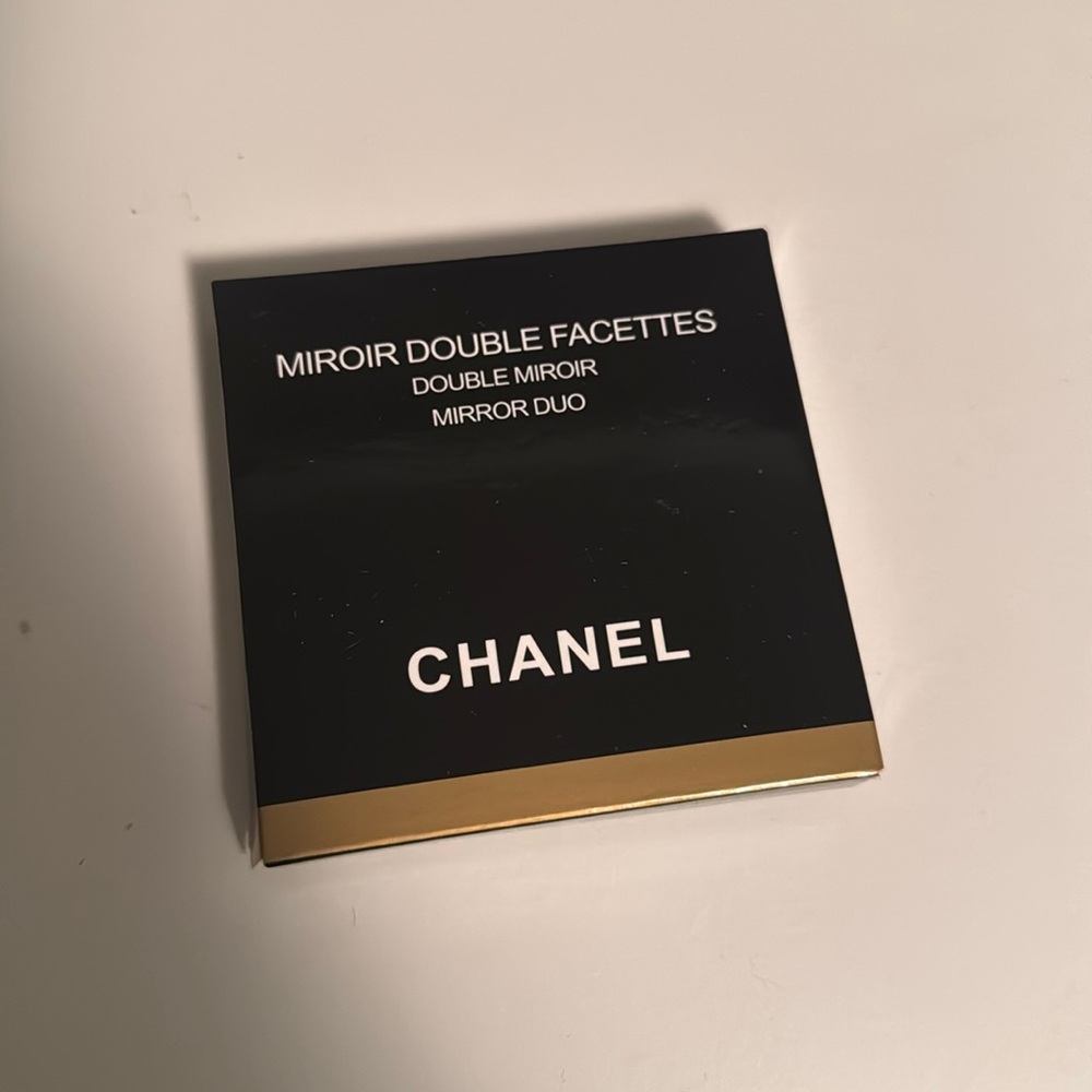 Chanel Mirror Double Facettes
